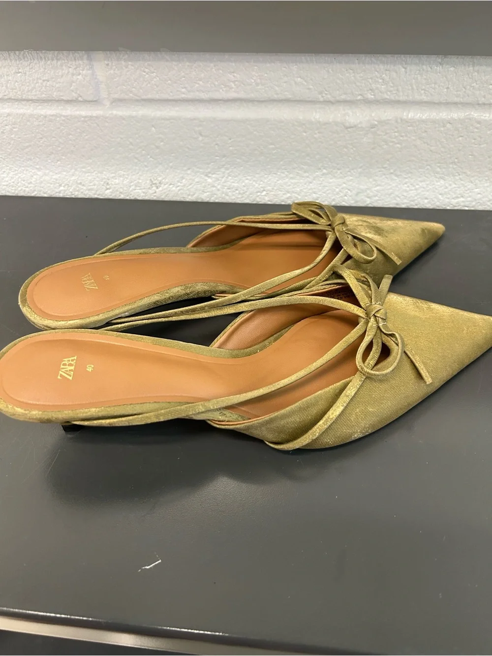 ZARA Olive Green Pointed Toe Bow kittenheel mules 40